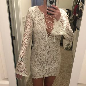 Forever 21, Bell Sleeve Lace Dress